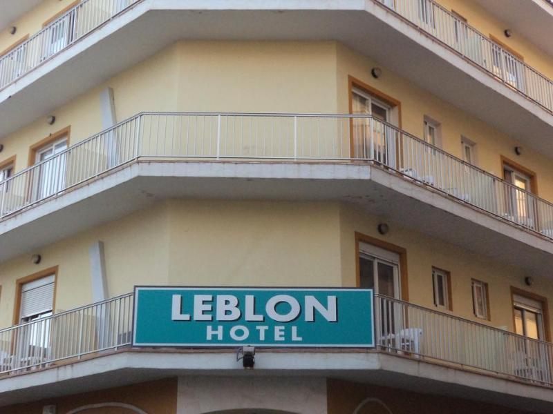 Hotel Leblon El Arenal  Esterno foto